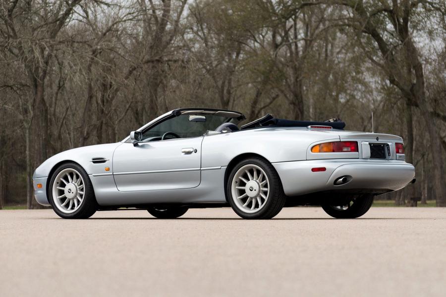  Aston Martin DB7 Volante 1997 года  (NA) (фото 2 из 23)